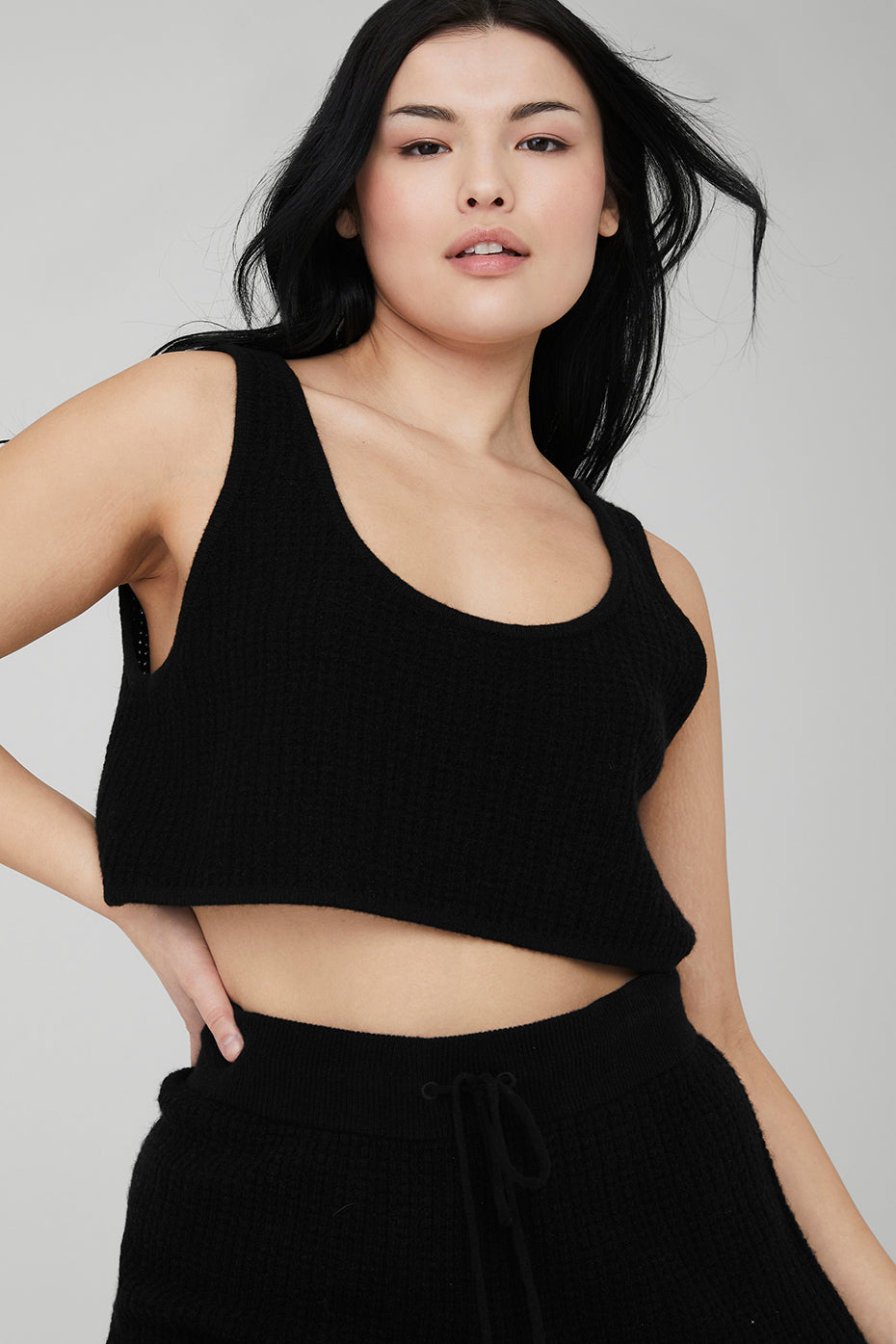 Cashmere Plush Waffle Cropped Tank - Black
