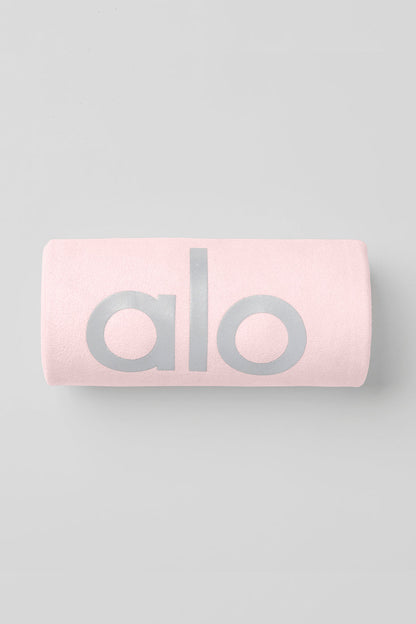 Grounded No-Slip Towel - Powder Pink