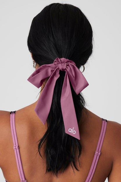 Love Knots Tie Scrunchie - Soft Mulberry