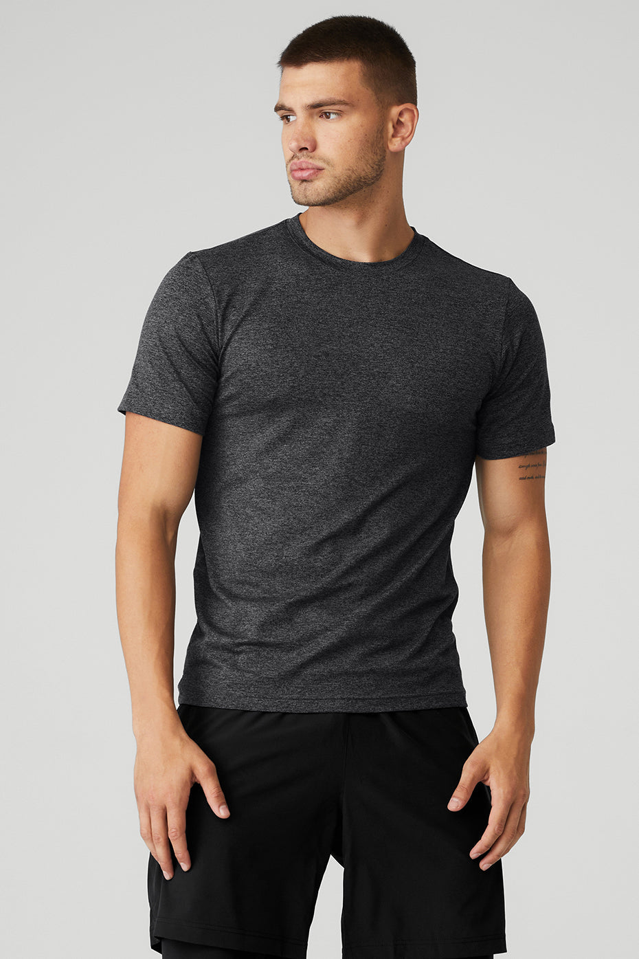 Conquer Reform Crewneck Short Sleeve - Dark Heather Grey