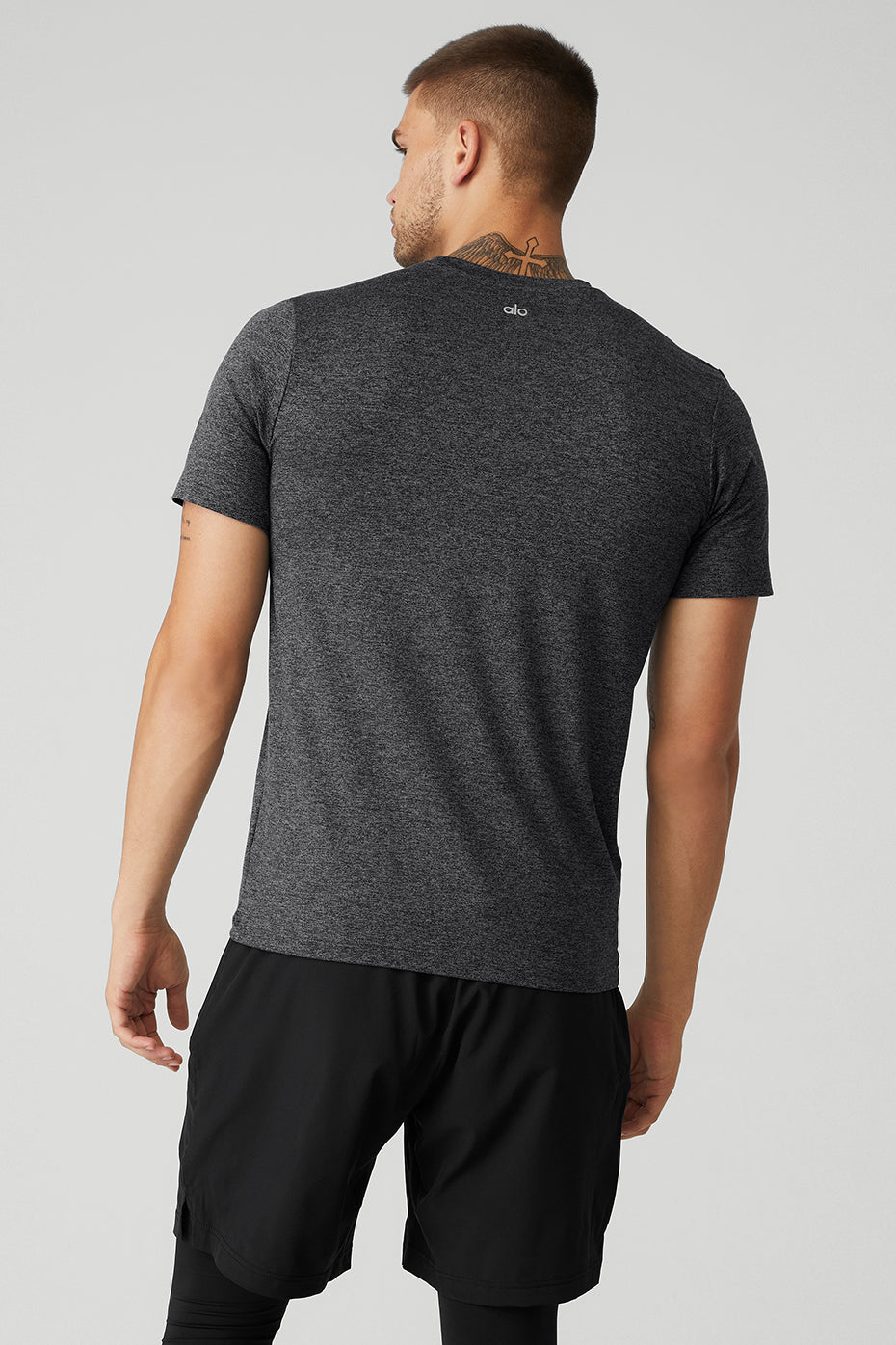 Conquer Reform Crewneck Short Sleeve - Dark Heather Grey