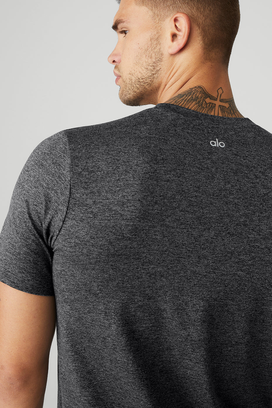 Conquer Reform Crewneck Short Sleeve - Dark Heather Grey