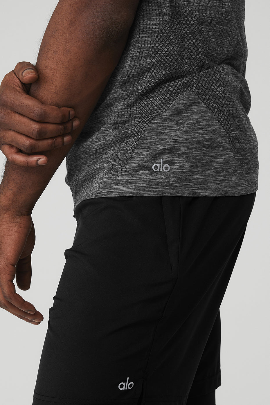 Amplify Seamless Muscle Tank - Black Heather