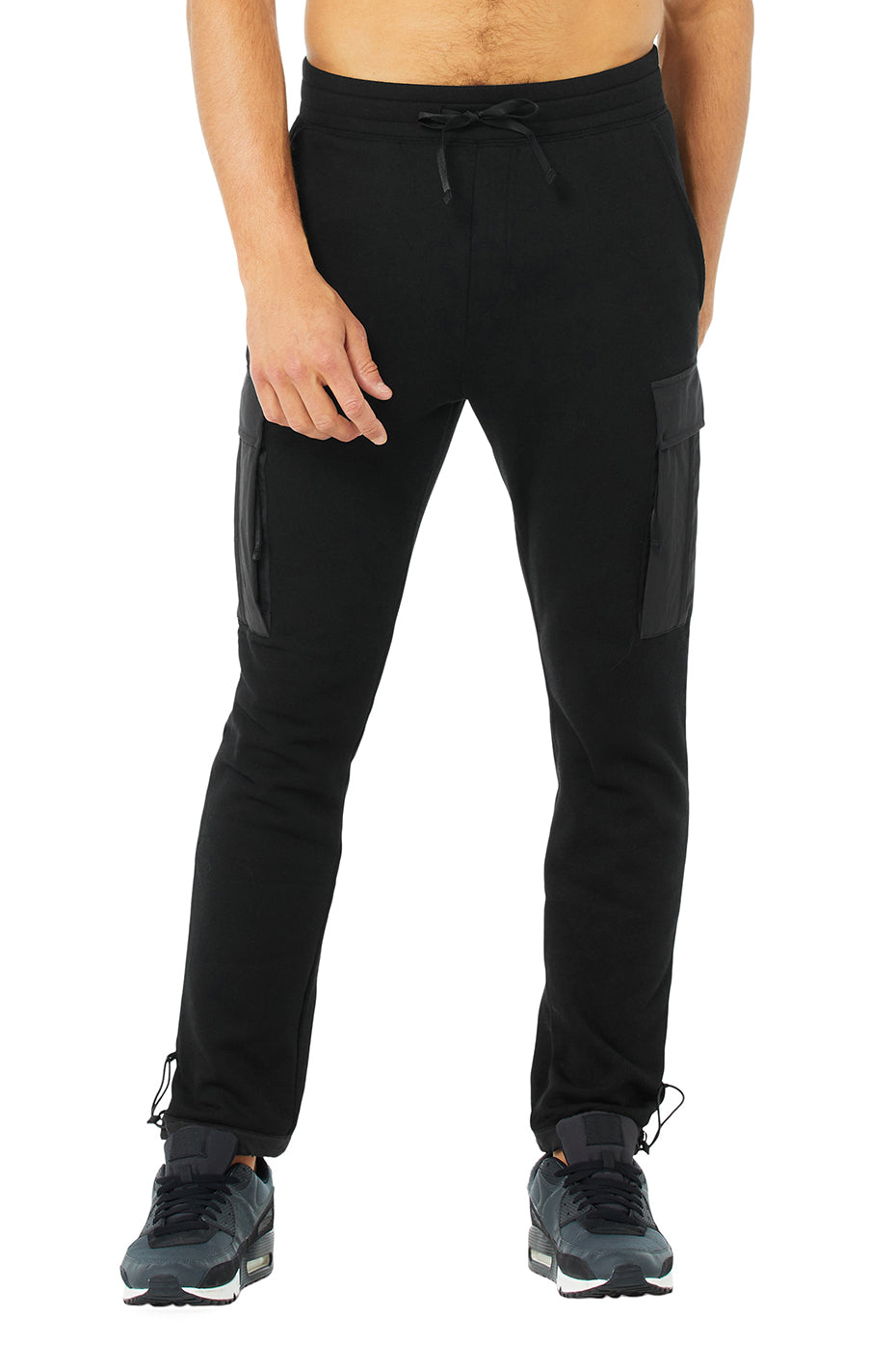 Cargo Traverse Sweatpant - Black