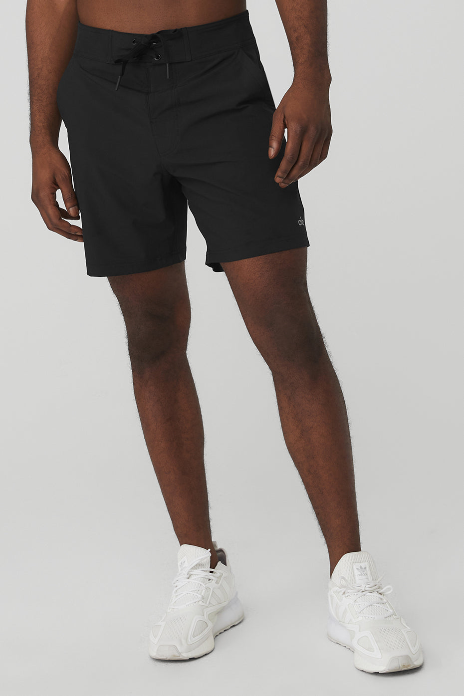 Plow Board Short - Black