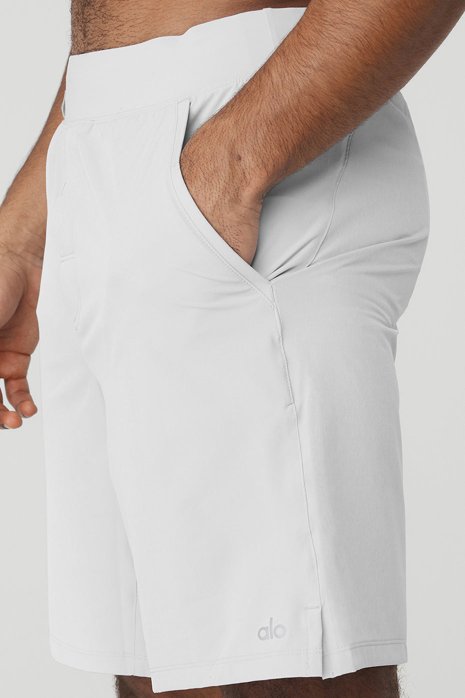 9" Repetition Short - Titanium