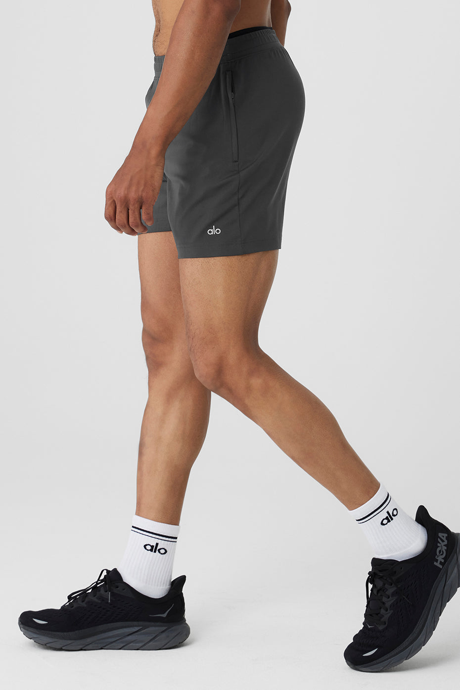 7" Conquer React Performance Short - Anthracite