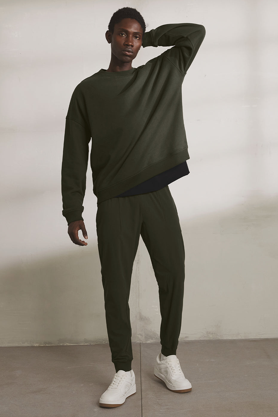 Renown Heavy Weight Crew Neck Pullover - Stealth Green