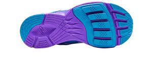Women's Newton Distance 13