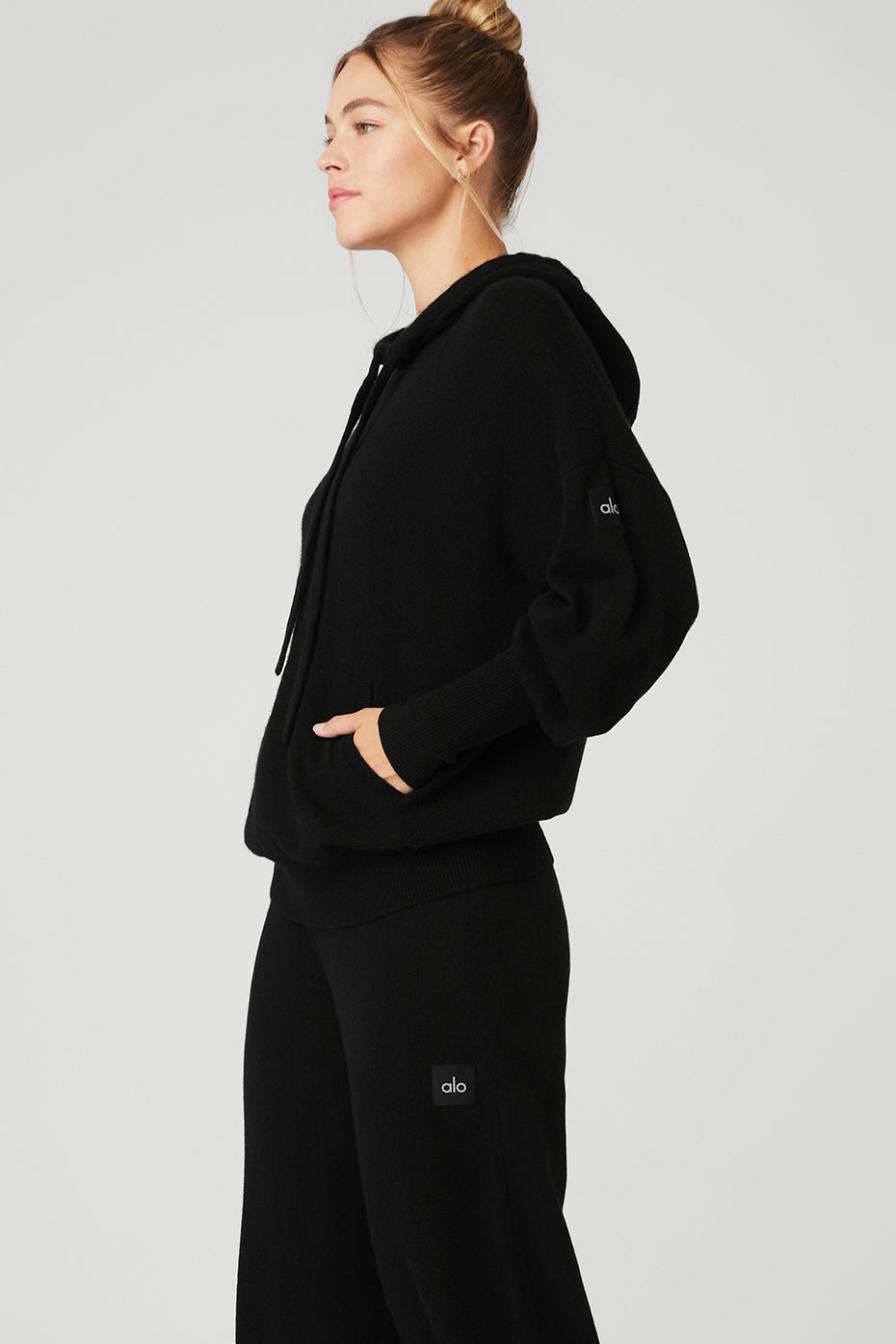 Cashmere Jet Set Hoodie - Black
