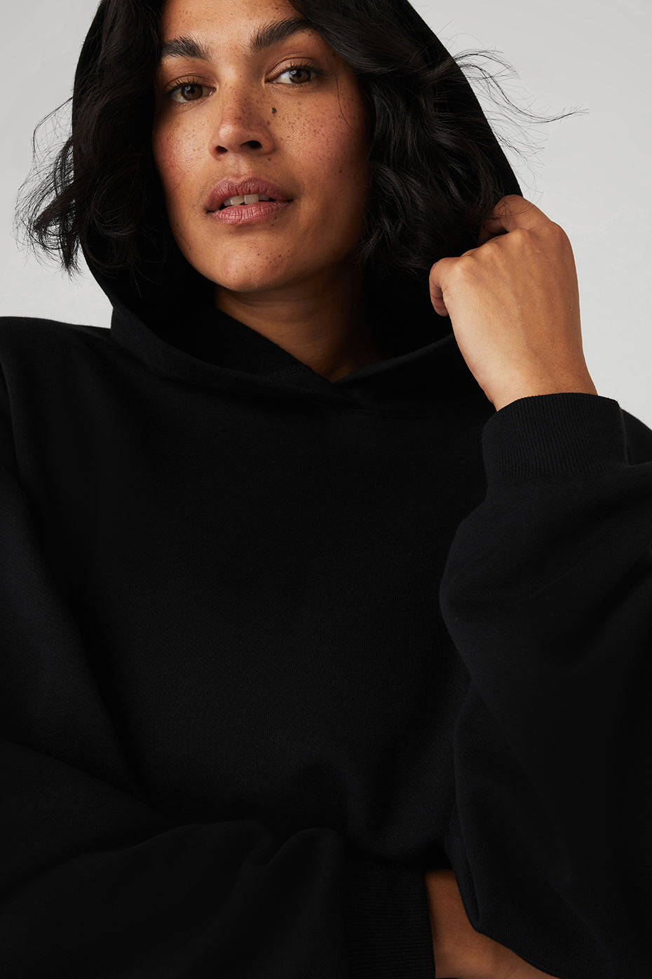 Cropped Headliner Shoulder Pad Hoodie - Black