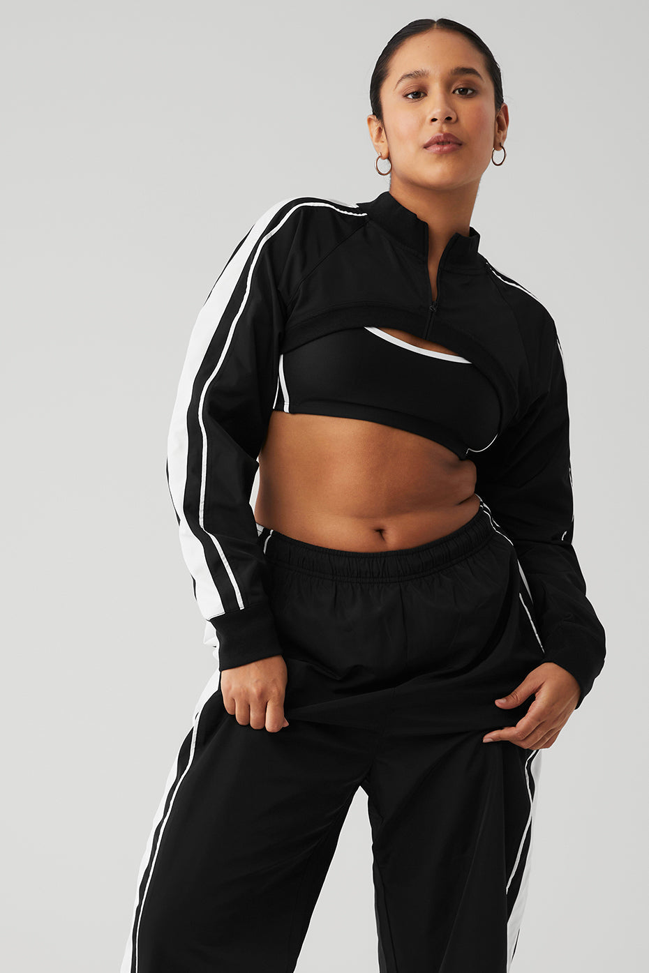 Racetrack Shrug - Black/White