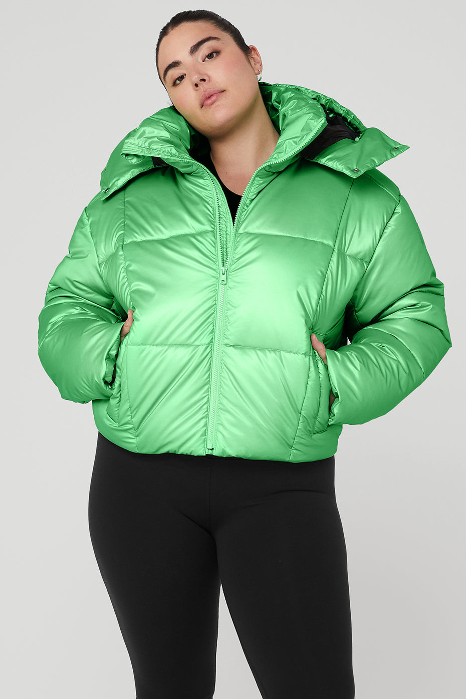 Pearlized Pristine Puffer - Green Glow/Black