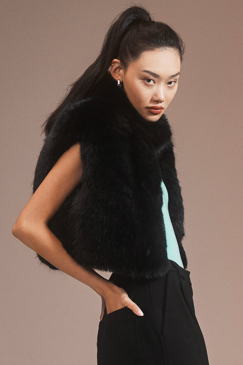 Opulent Faux Fur Cropped Vest - Black