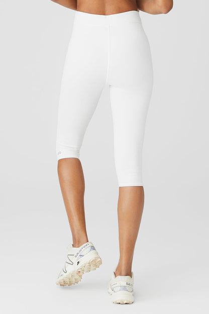 Airbrush V-Cut Define Capri - White