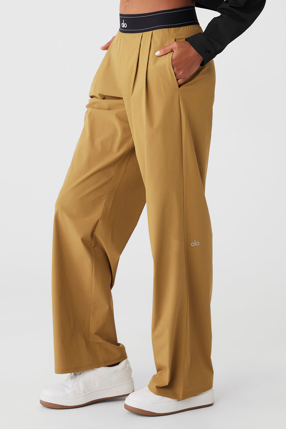 Suit Up Trouser - Golden Olive Branch/Black
