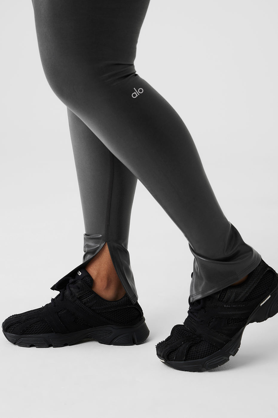 Foil Airlift High-Waist Elongated Legging - Black Foil