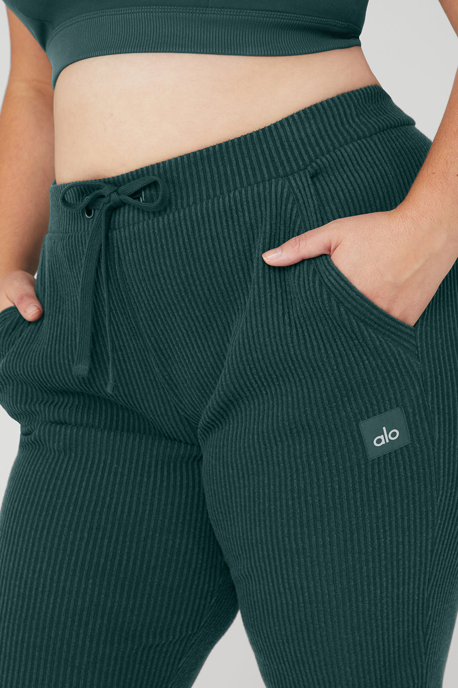 Muse Sweatpant - Midnight Green