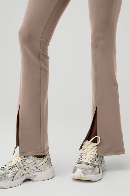 Airbrush High-Waist Flutter Legging - Taupe