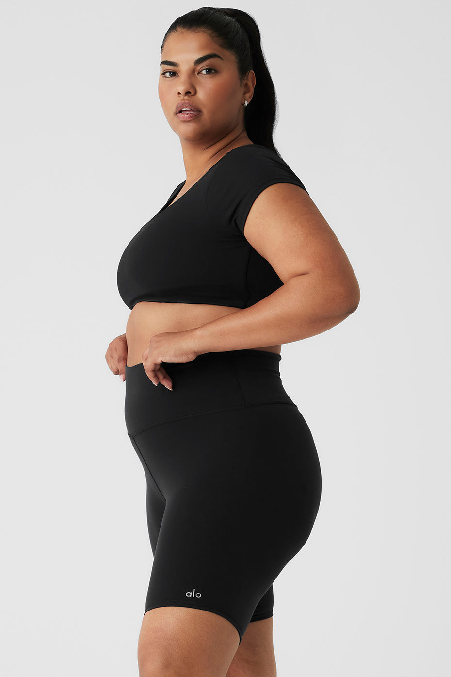 Airbrush Figure Short Sleeve Bra - Black